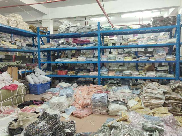 杭州服装回收丨服装回收价格怎样算丨服装批发市场