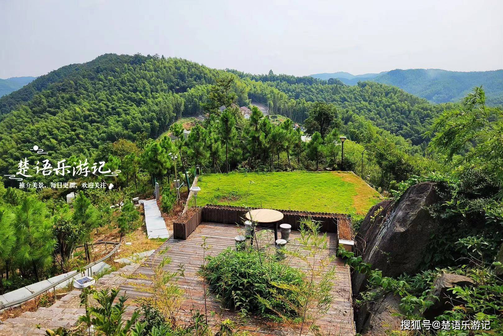 浙江余姚卧龙岗上的美丽风光，特色山庄成为休闲胜地，休闲很惬意