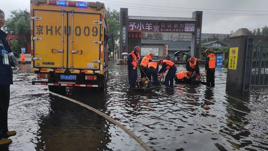 长沙抽水排水设备出租，地下室车库抽水，内涝队伍随时待命